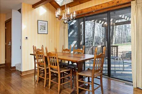 5 min to Ski! Bedroom w/o Steps Golden Tee SunRoom - Image 3