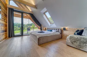 Pine Tree Chalet - Image 4