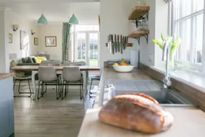 Luxury 3 bedroom cottage with outstanding views - Image 3