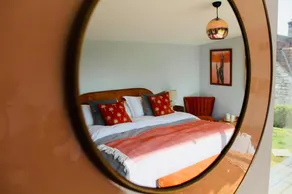 Coco Cabina-New log cabin in Somerton, Somerset - Image 5