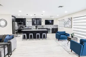 Spacious Modern Luxurious Home Miami/Broward - Image 5