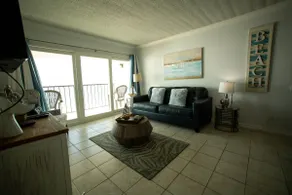 Pent House 2 bedroom Condo; Gorgeous Ocean Views! - Image 5