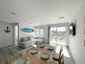5BR bay-view home, beach badges, mins to LBI - Image 2