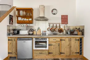 Farm Cottage for a escape to the country - Image 2