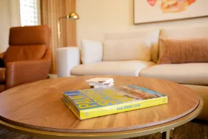 PERFECTLY located Stylish 2BR Country Club Villa! - Image 4