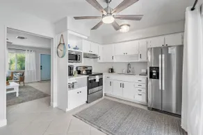 Peaceful Waterfront Delray Beach House - Image 4