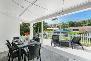 Peaceful Waterfront Delray Beach House - Image 3