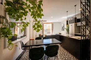 Apartment with balcony, just steps from the Zócalo - Image 5