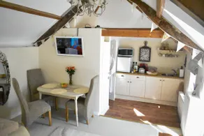 Beautiful Apartment with pool, indoor heated. - Image 3