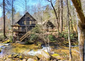 Jocassee Gorge Mountain Lodge on creek-Waterfront - Image 5