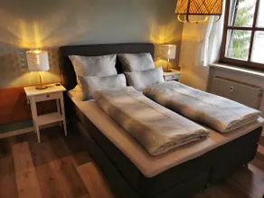 Lake vacation home - Image 2