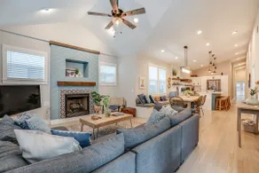 The Pearl Cottage House by the Riverwalk; HGTV - Image 3