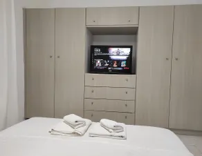 ina's apartment - Image 3