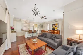 The Family Getaway 3 Bed 2 Bath 1Car Wooloowin - Image 3