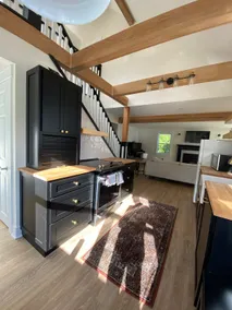 Waterfront 4 bedroom house with hot tub - Image 4