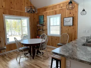 The Lake House on H33 - Image 4