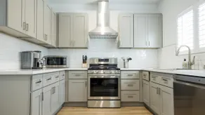 Grand and Spacious Vacation Home w/ EV Charging - Image 5