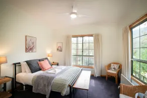 Country Lane Cottage - Image 3