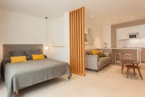 Interior studio in city center. Grupo Premium - Image 2