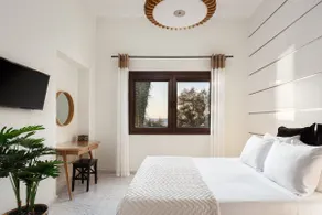 Aniv Villa by the Sea - Image 2