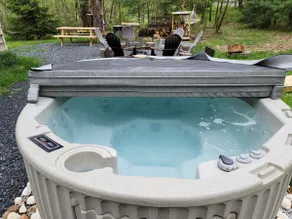 Pocono Near Attractions / hot tub /fire pit/ games - Image 3