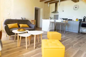 Charming House between Royan and Bordeaux 8 at 10 - Image 2