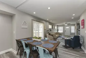 Newly Renovated Beach Rancher - Walk to the Beach! - Image 4
