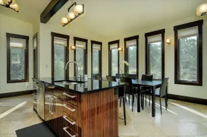 Al Fresco Retreat: SW Style Home on 1.5 Acres - Image 3