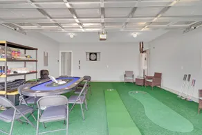 Spacious 4 BD Home with Game Room! - Image 5