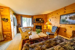 Charming Bluegill cabin w/ screened porch (Resort) - Image 3