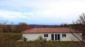 Entire house with beautiful view - Image 3