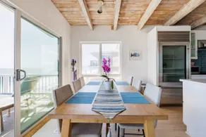 New Superior Malibu Road Oceanfront Townhouse PRIVATE BEACH - Image 2