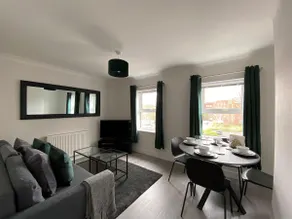 Saffron Court by Wycombe Apartments - Apt 06 - Image 2