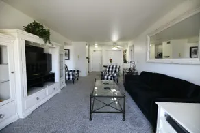 Updated Oshkosh Apartment with Fox River Views - Image 5
