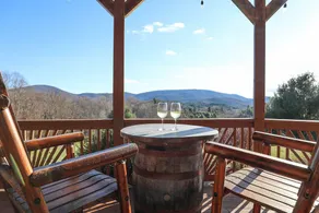 Luxury Mountain Lodge: Hot Tub and Incredible Mountain Views - Image 3