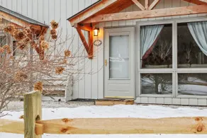 Luxury Condo Tucked in the Heart of Killington - Image 4