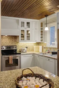 Luxury Condo Tucked in the Heart of Killington - Image 5
