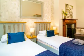 Hadrian's Den - Stylish Central York Apartment - Image 2