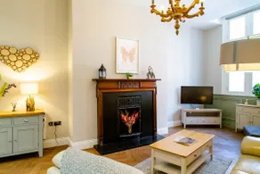 Hadrian's Den - Stylish Central York Apartment - Image 3