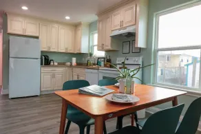 A Family Escape Minutes from the Beach! - Image 2