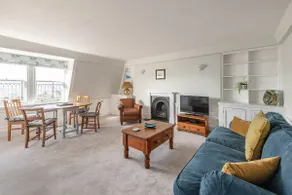 Stylish 1 Bed Central Apartment - Image 2