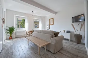 Bright apartment overlooking S. Maria Novella - Image 3