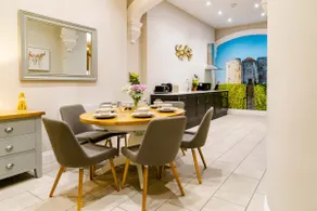 Friar's Fold - Character Suite in the City Centre - Image 3