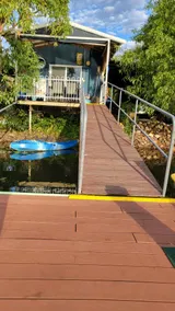 Barefoot Bungalow 23 Lake Bennett -private pontoon - Image 3
