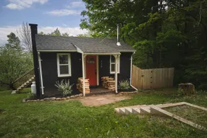 A Secluded Catskills Getaway: The Red Hill House - Image 4
