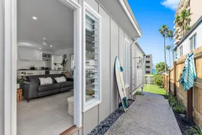 Luxury Coastal Retreat - Image 5