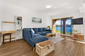 Lakeside Mews - Image 4
