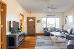 Historic Home Clean Modern Discounts ADA Friendly - Image 4