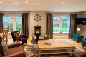 Parkside, The Loch Ness Cottage Collection - Image 3