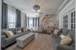 Charming Victorian 5 Min to Ark / Walk Downtown - Image 3